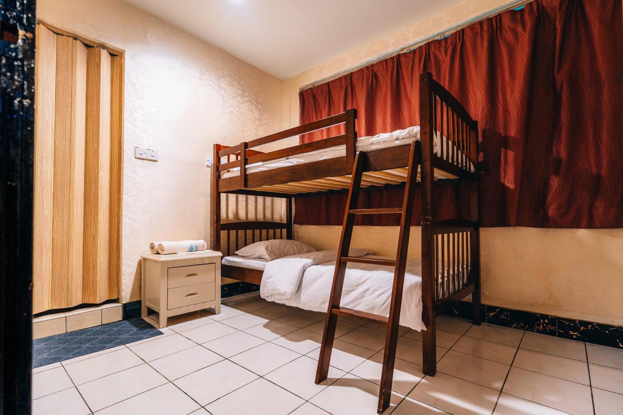 H2 Worldpackers , The Social Hotel Kota Kinabalu Buitenkant foto